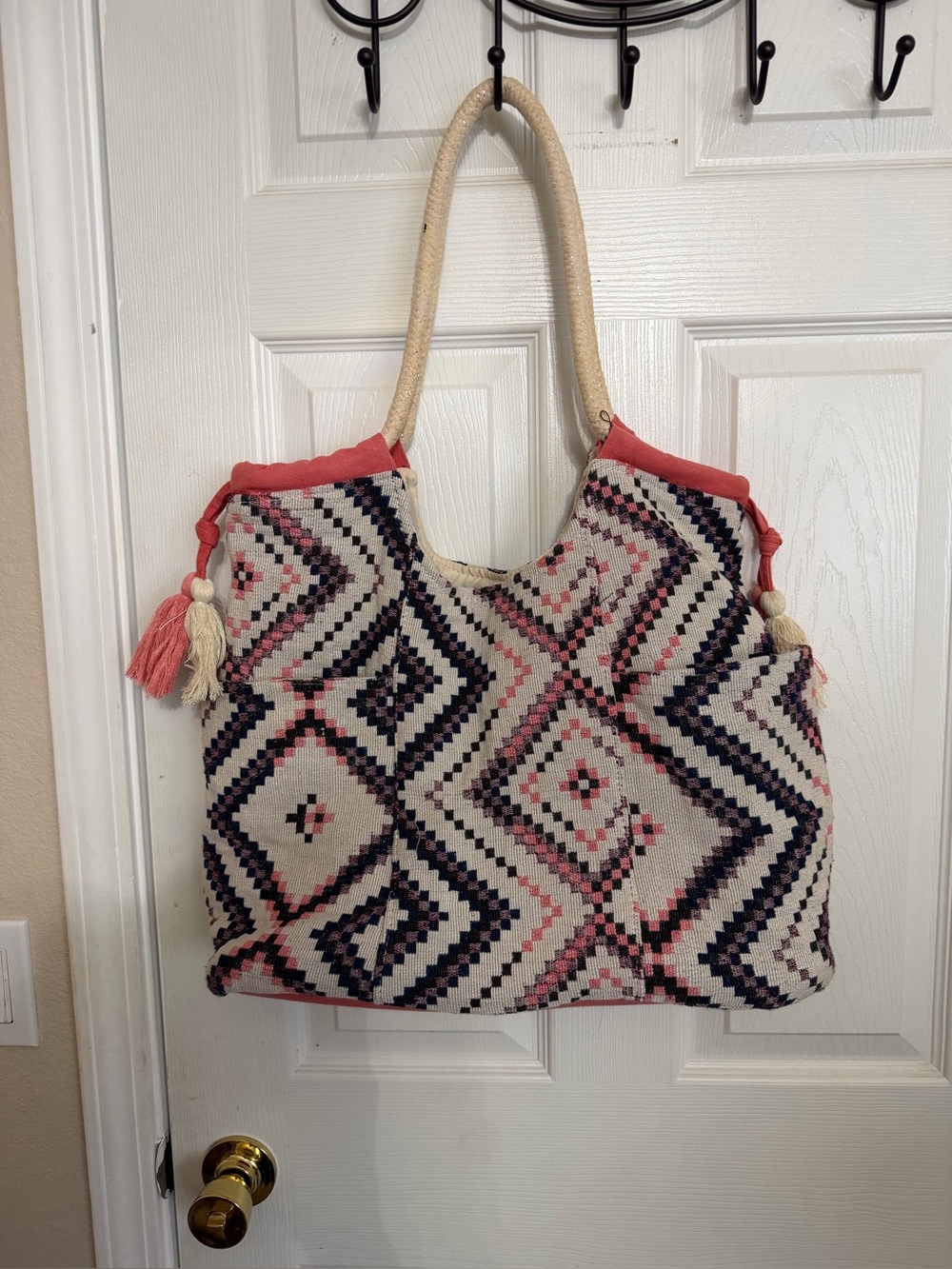 Geometric Woven Tote Bag in Cream, Pink & Navy